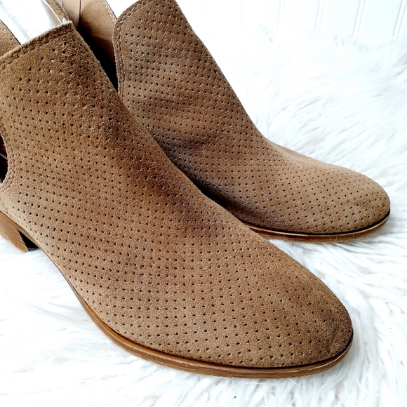 Lucky Brand Womens Suede Perforated Ankle Booties - Picture 6 of 13